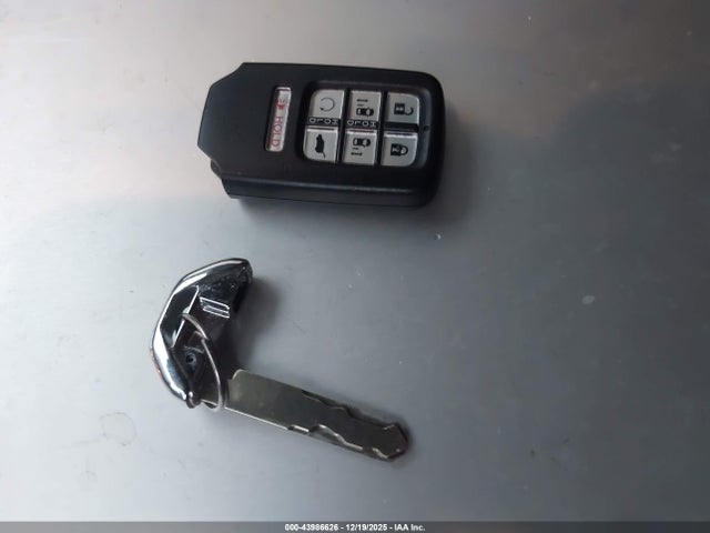 5FNRL6H8XLB046825 Honda Odyssey Touring