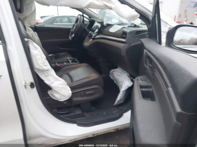 5FNRL6H8XLB046825 Honda Odyssey Touring