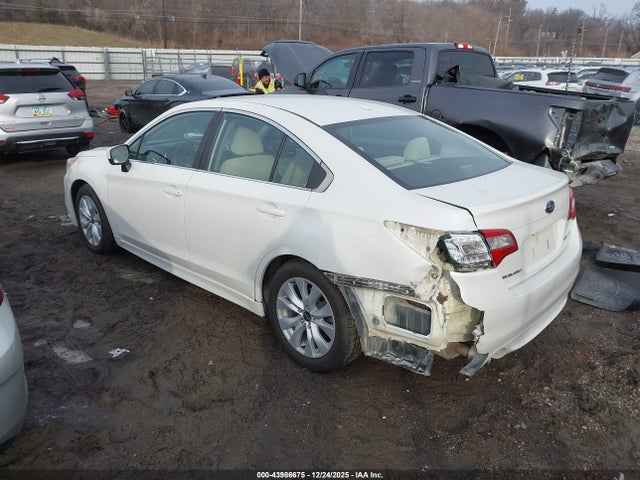 Subaru Legacy 2.5i Premium 2015 4S3BNBC66F3045022 Image 3