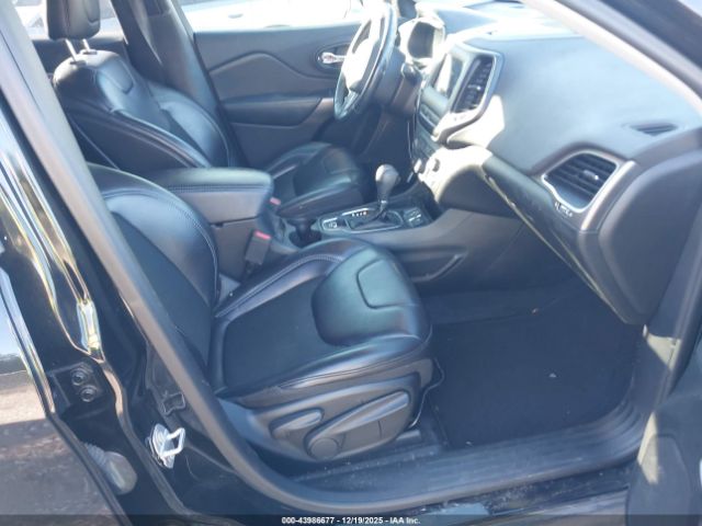 2019 JEEP CHEROKEE 1C4PJLLB9KD411418 Photo 4