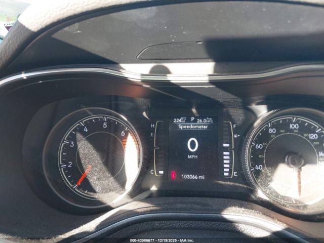 2019 JEEP CHEROKEE 1C4PJLLB9KD411418 Photo 6