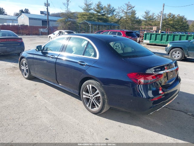 2021 MERCEDES-BENZ E 350 W1KZF8EB8MA922939 Photo 2