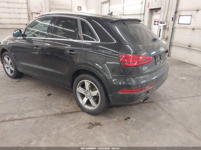 2015 AUDI Q3 WA1EFCFS2FR012132 Photo 2
