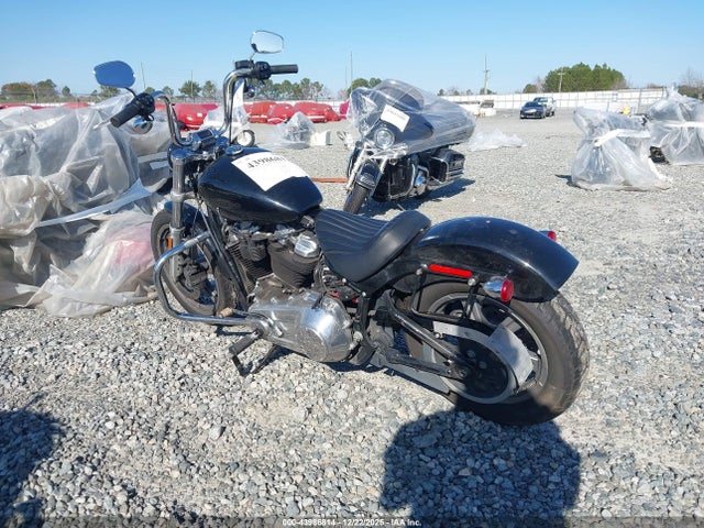 2022 HARLEY-DAVIDSON FXST 1HD1BVJ15NB048526 Photo 2