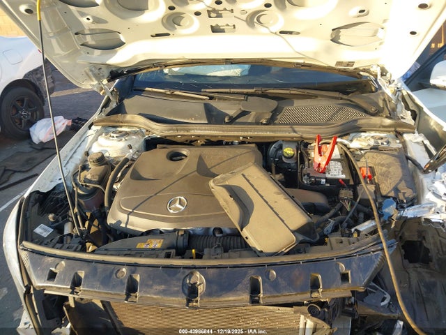 WDCTG4GBXHJ359489 Mercedes-Benz Gla 250 4matic