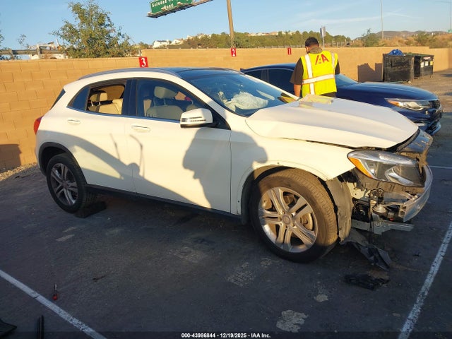 WDCTG4GBXHJ359489 Mercedes-Benz Gla 250 4matic