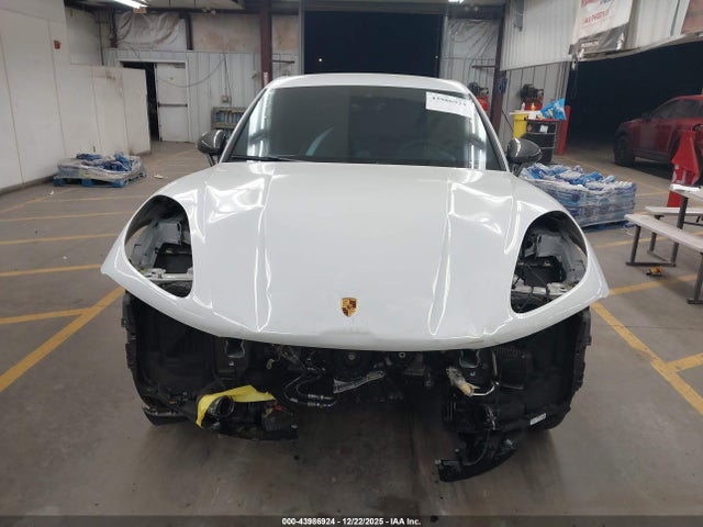 WP1AA2A53RLB19422 Porsche Macan T