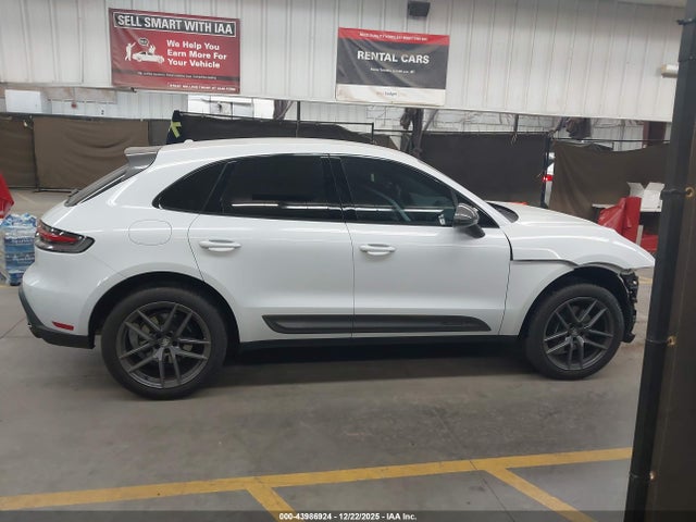 WP1AA2A53RLB19422 Porsche Macan T