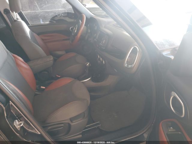 2014 FIAT 500L ZFBCFADH1EZ017140 Photo 4