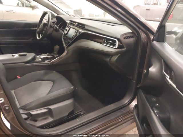 2018 TOYOTA CAMRY HYBRID 4T1B31HK6JU504392 Photo 4