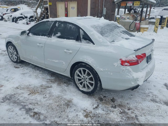 2016 AUDI A4 WAUFFAFL9GN015395 Photo 2