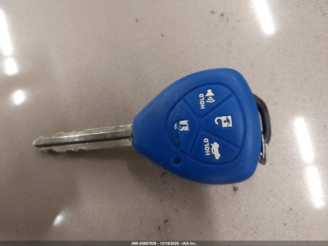 2007 TOYOTA RAV4 JTMBK31V076014003 Photo 10