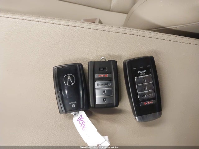 Aukcja sprzedaży 2017 Acura Rdx Technology   Acurawatch Plus Packages/w/technology Package, vin: 5J8TB4H53HL031883, numer aukcji: 43987031