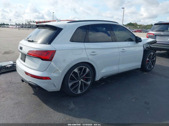 2024 AUDI SQ5 WA1B4AFYXR2089832 Photo 3