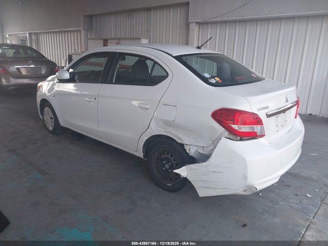 2017 MITSUBISHI MIRAGE G4 ML32F3FJ4HHF14610 Photo 2