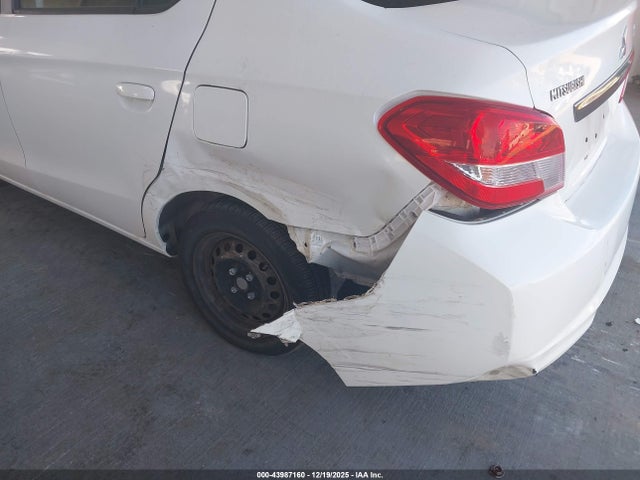 2017 MITSUBISHI MIRAGE G4 ML32F3FJ4HHF14610 Photo 5