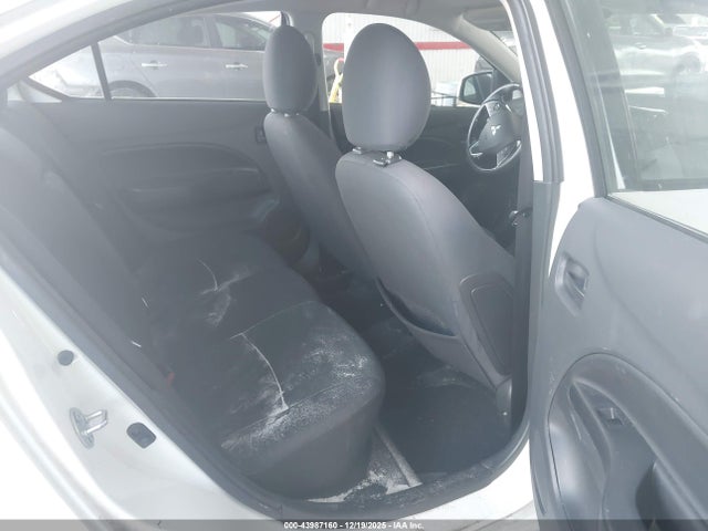2017 MITSUBISHI MIRAGE G4 ML32F3FJ4HHF14610 Photo 7