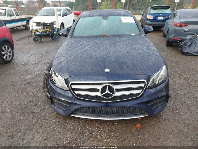 WDDZF4KB7HA180309 Mercedes-Benz E 300 4matic