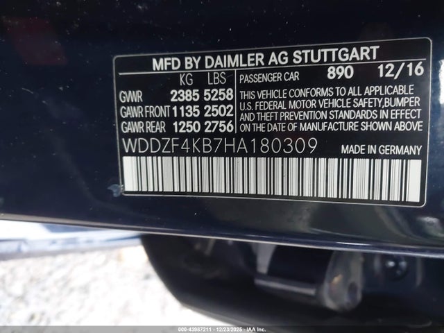 WDDZF4KB7HA180309 Mercedes-Benz E 300 4matic
