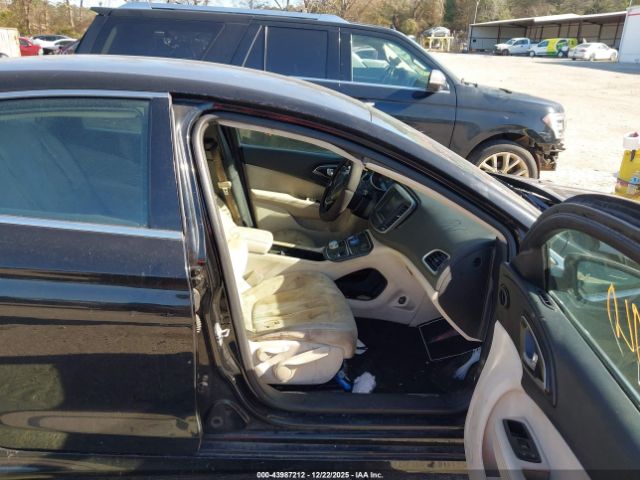 2015 CHRYSLER 200 1C3CCCAB6FN713250 Photo 4