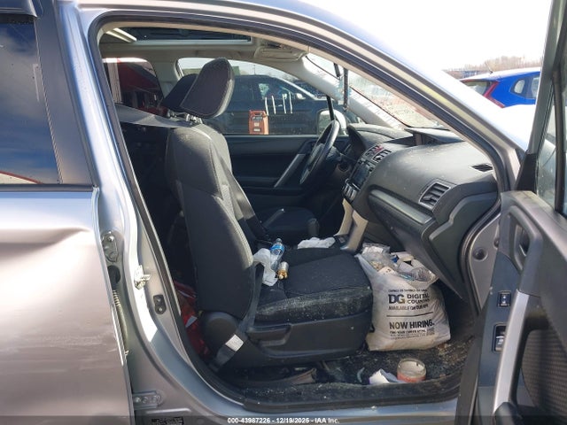 Subaru Forester 2.5i Premium 2017 JF2SJAEC5HH456475 Image 5