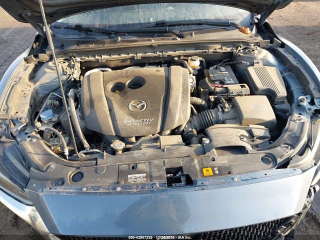 2018 MAZDA MAZDA6 JM1GL1UM7J1334286 Photo 9
