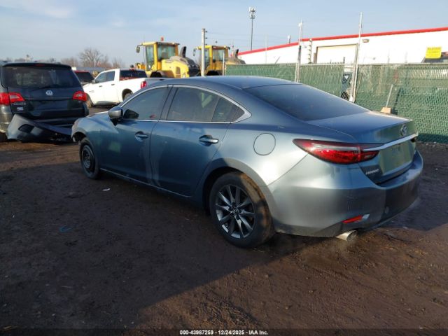 2018 MAZDA MAZDA6 JM1GL1UM7J1334286 Photo 2