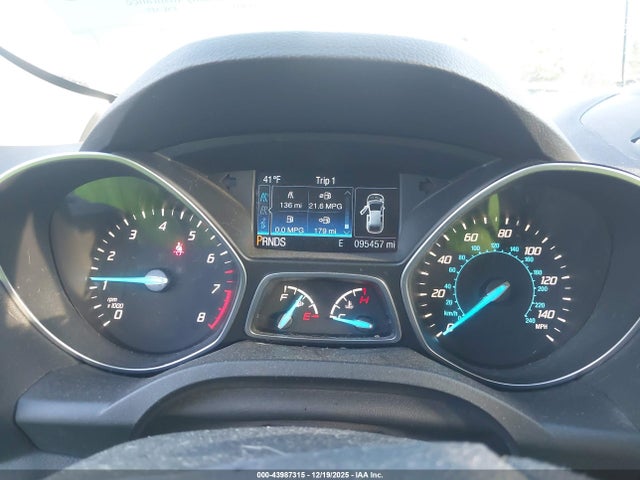 1FMCU9G99EUC23174 Ford ESCAPE SE