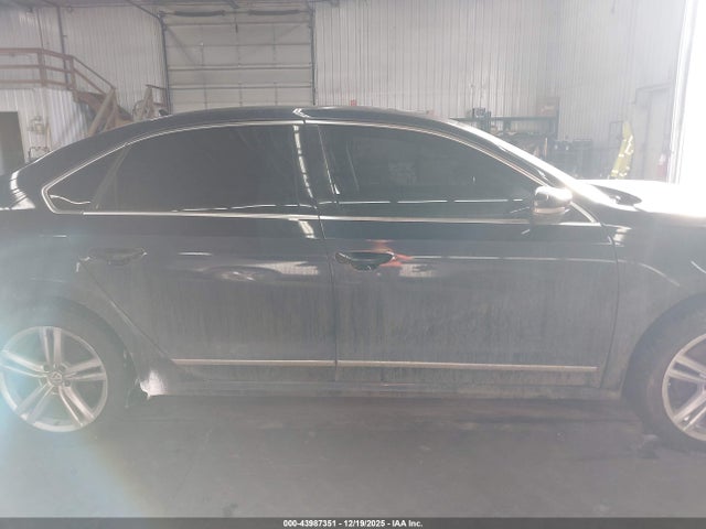 Продаж на аукціоні авто 2013 Volkswagen Passat 2.0l Tdi Se, vin: 1VWBN7A39DC054099, номер лоту: 43987351