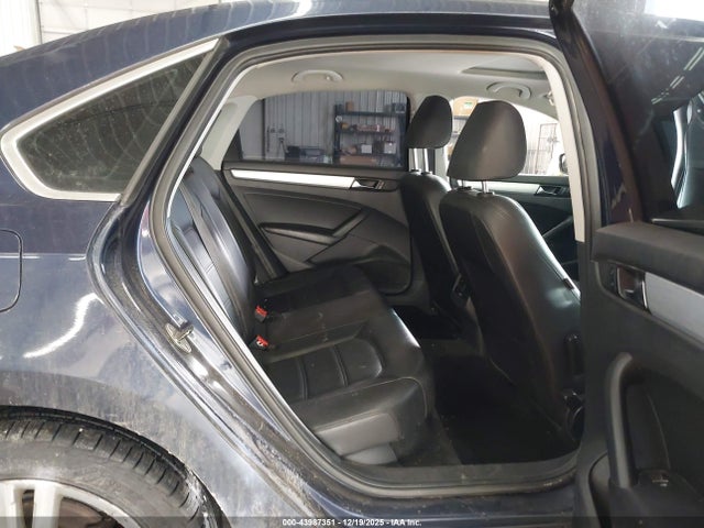 Продаж на аукціоні авто 2013 Volkswagen Passat 2.0l Tdi Se, vin: 1VWBN7A39DC054099, номер лоту: 43987351