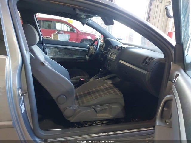 43987354 :رقم المزاد ، WVWFD71K09W052780 vin ، 2009 Volkswagen Gti 2-door مزاد بيع