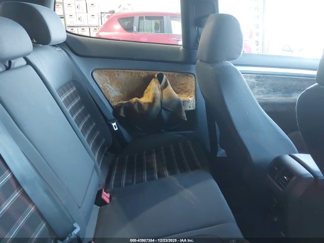 43987354 :رقم المزاد ، WVWFD71K09W052780 vin ، 2009 Volkswagen Gti 2-door مزاد بيع