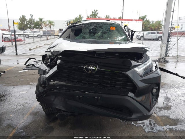 Toyota Rav4 Xle Premium 2025 2T3C1RFVXSW374633 Image 11