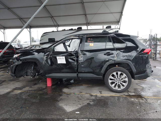 Toyota Rav4 Xle Premium 2025 2T3C1RFVXSW374633 Image 13