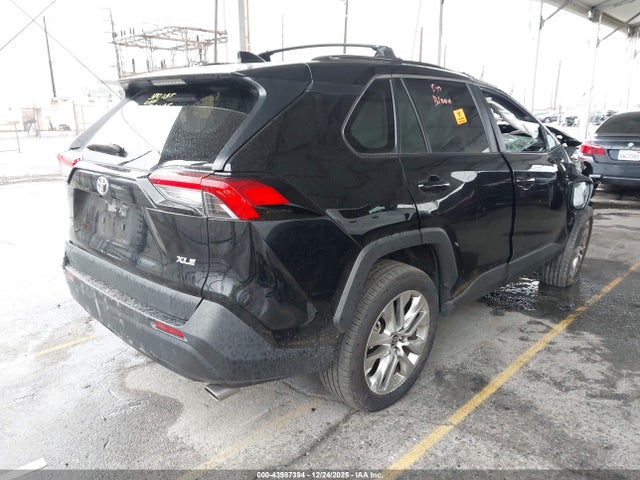 Toyota Rav4 Xle Premium 2025 2T3C1RFVXSW374633 Image 4