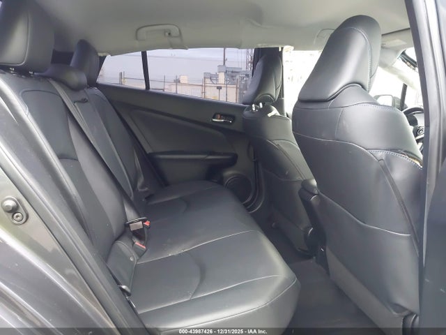 JTDKARFU6G3505893 Toyota Prius Three Touring