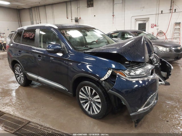 Продажа на аукционе авто 2020 Mitsubishi Outlander Gt 3.0 S-awc, vin: JA4JZ4AX8LZ009021, номер лота: 43987459