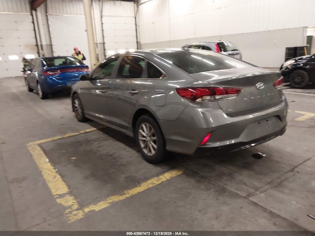 Hyundai SONATA SE 2019 5NPE24AF9KH749427 Image 3