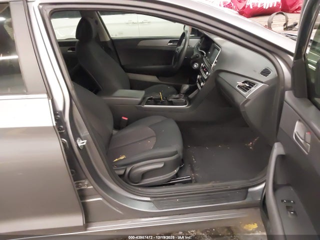 Hyundai SONATA SE 2019 5NPE24AF9KH749427 Image 5