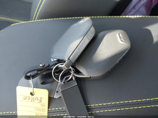 KNAG44J89T5407947 KIA K5 Gt