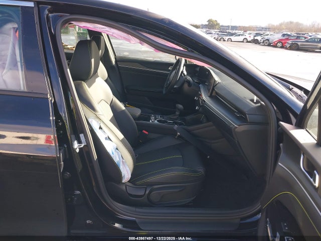 KNAG44J89T5407947 KIA K5 Gt