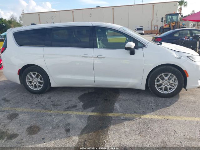 2023 CHRYSLER PACIFICA 2C4RC1FG4PR559558 Photo 5