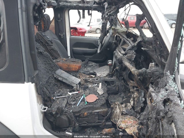 1C4GJXAG0MW766992 Jeep Wrangler Freedom 4x4