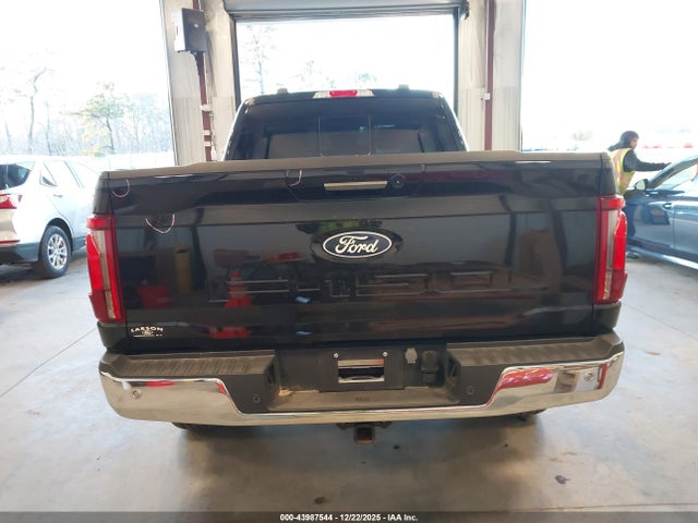Ford F-150 Lariat 2024 1FTFW5L54RFA52688 Image 16