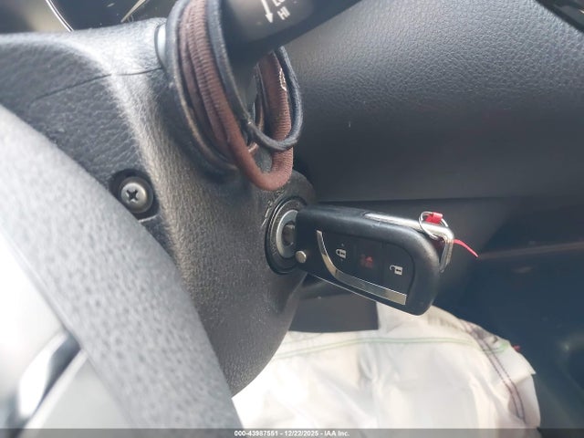 NMTKHMBX6JR027221 Toyota C-HR XLE