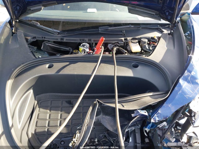 2023 TESLA MODEL 3 5YJ3E1EAXPF476600 Photo 9