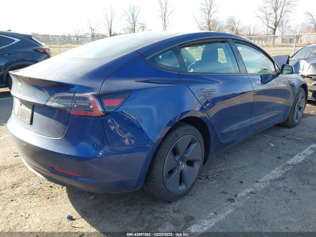 2023 TESLA MODEL 3 5YJ3E1EAXPF476600 Photo 3