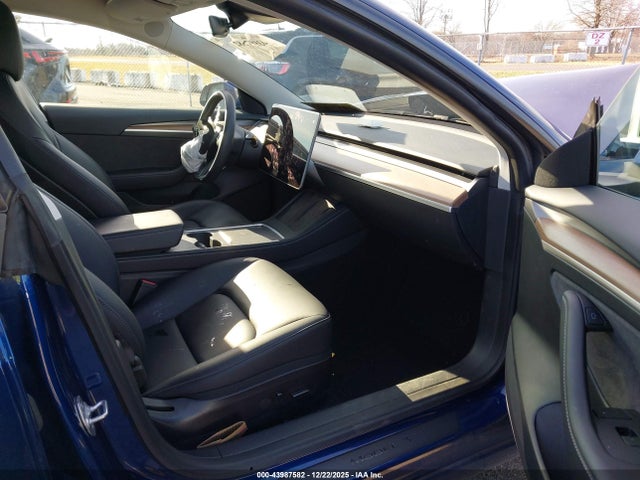 2023 TESLA MODEL 3 5YJ3E1EAXPF476600 Photo 4