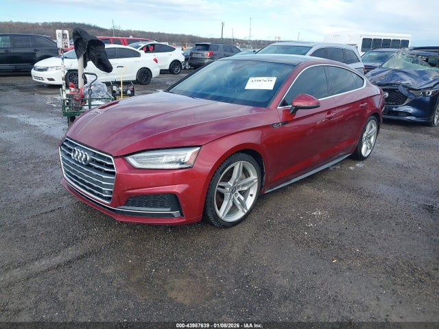 43987639 :رقم المزاد ، WAUENCF50JA010225 vin ، 2018 Audi A5 2.0t Premium مزاد بيع