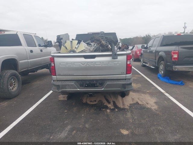 1GC1YNEY3MF284168 Chevrolet Silverado 2500hd 4wd Standard Bed Lt